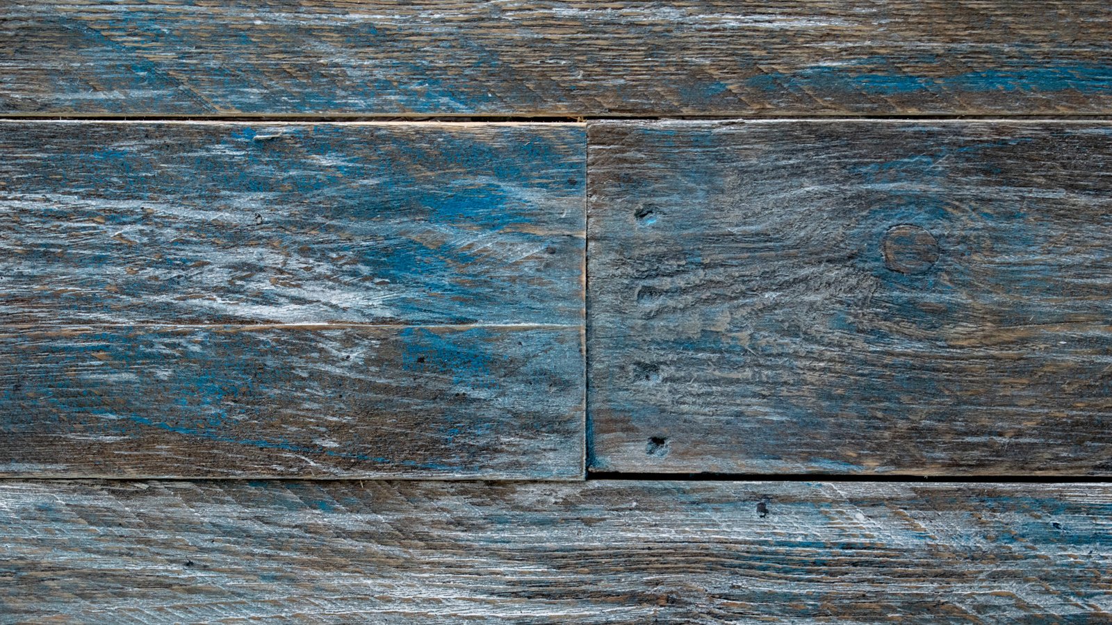 Village Smoke House - Image 7